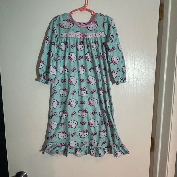 Hello Kitty Other - Hello Kitty Girls Nightgown Pajama Sleepwear Size 4